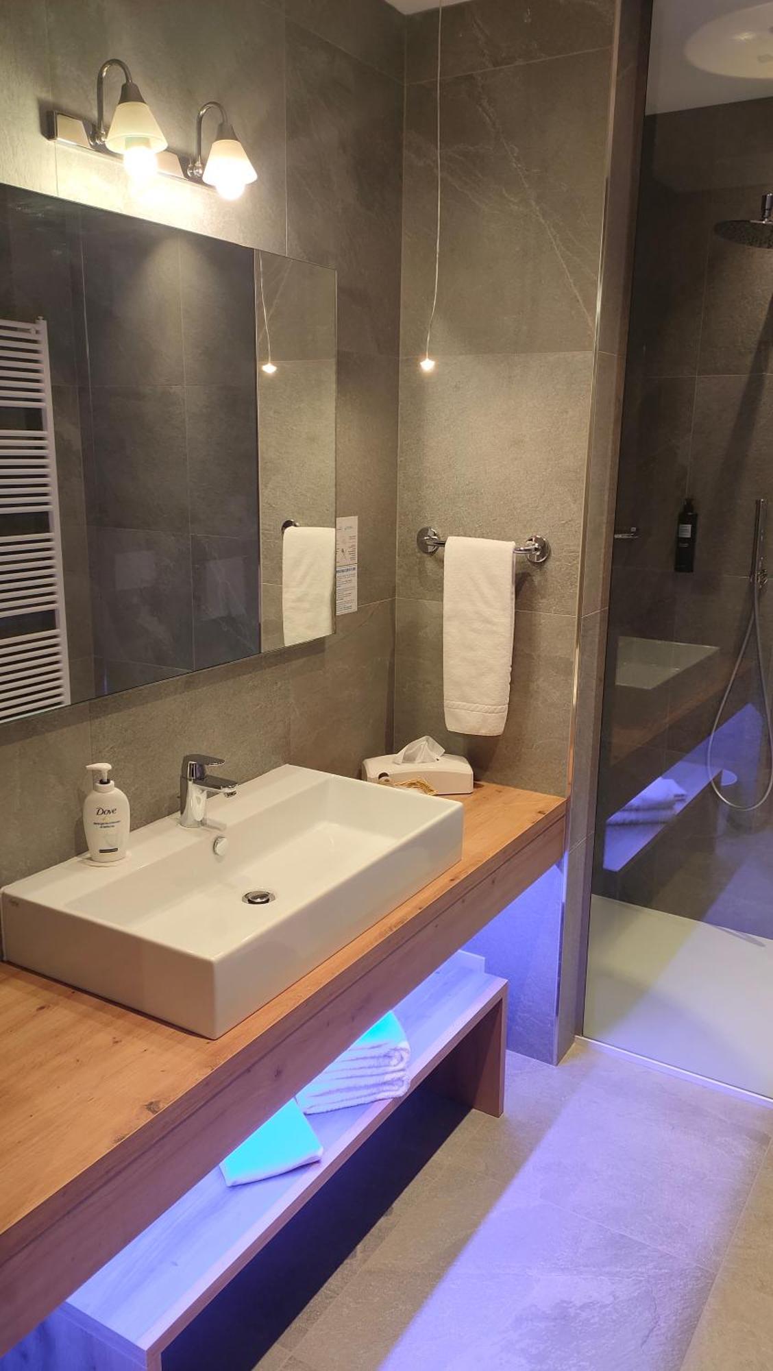 Hotel Cevedale Living Romance Hotel Cogolo Kültér fotó