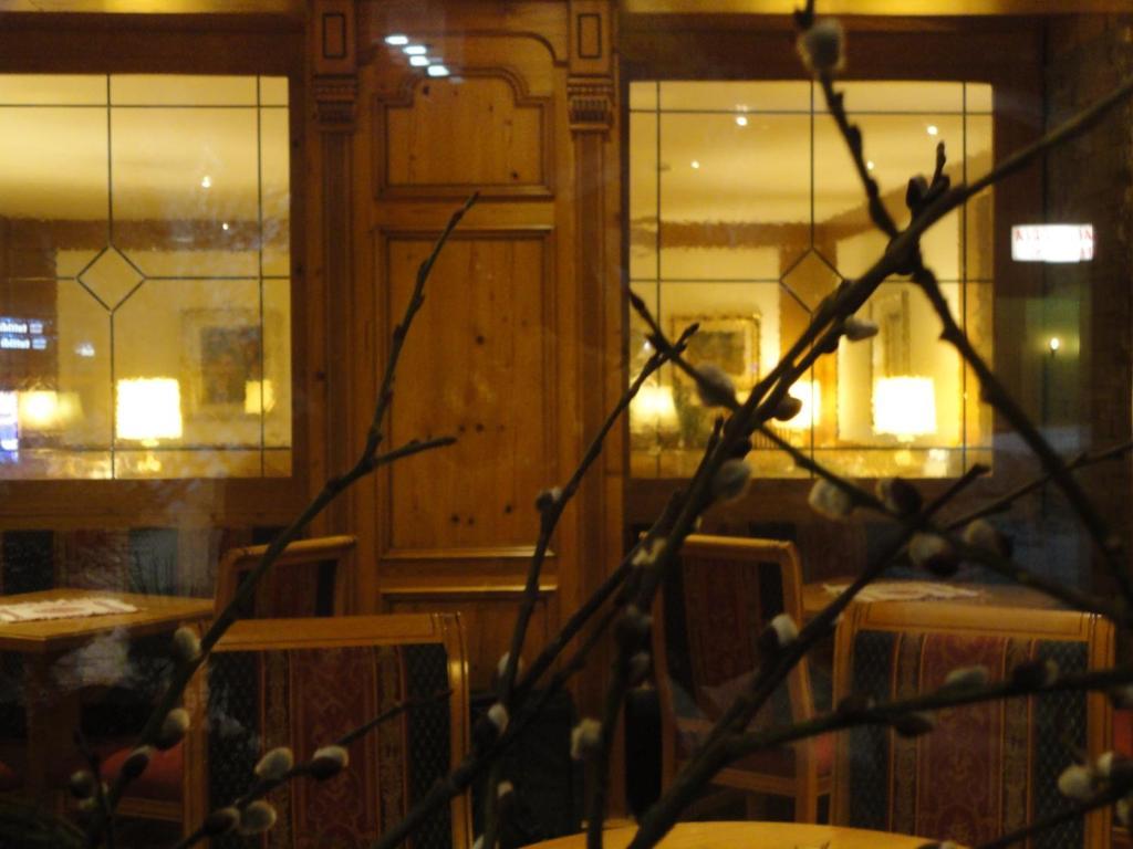 Hotel Cevedale Living Romance Hotel Cogolo Kültér fotó